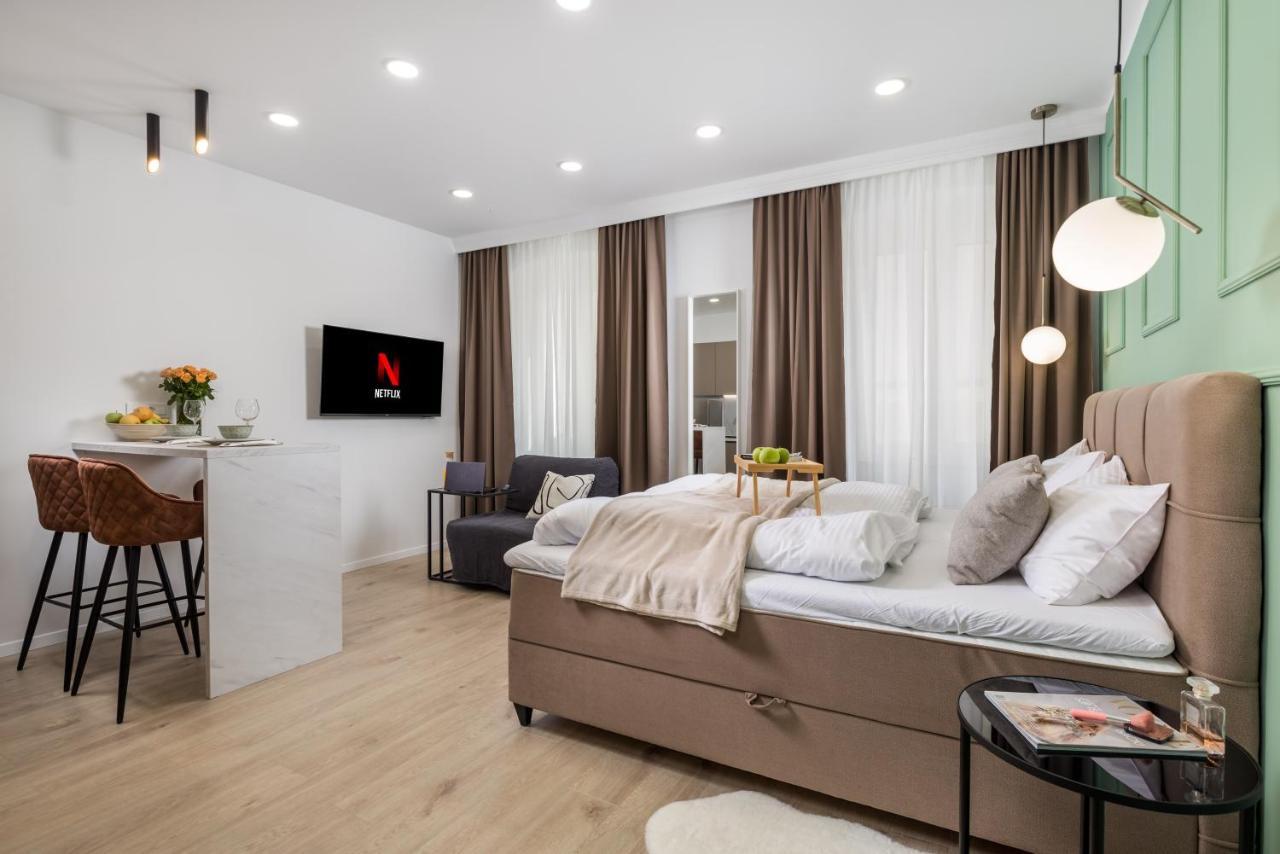Area2 Center Luxury Apartment Rijeka Exteriör bild